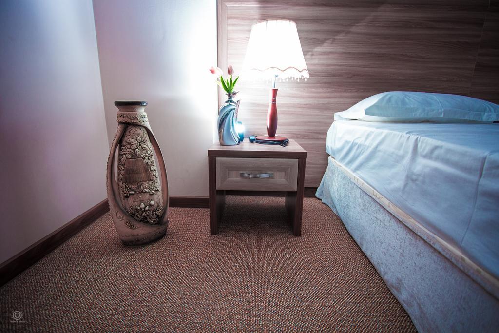 Kel Inn Hotel Astana Luaran gambar